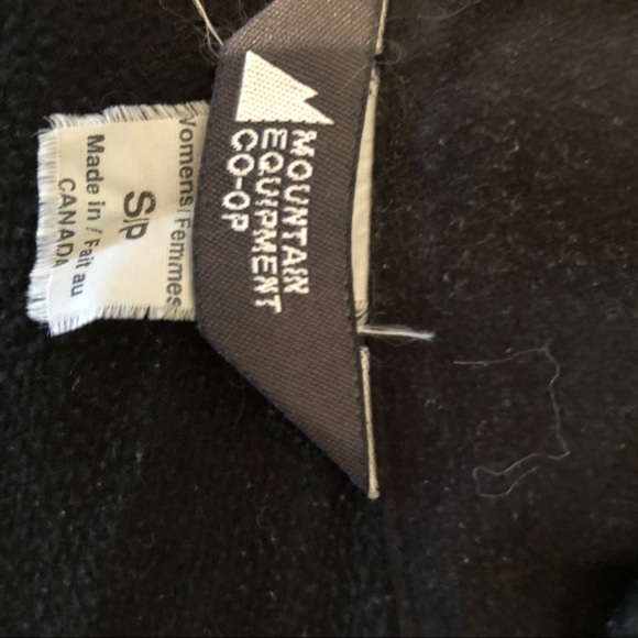 MEC black stretchy active sport outdoor shell - Picture 4 of 7